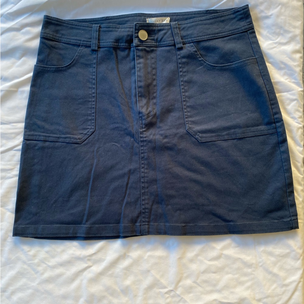 Women’s Skirt